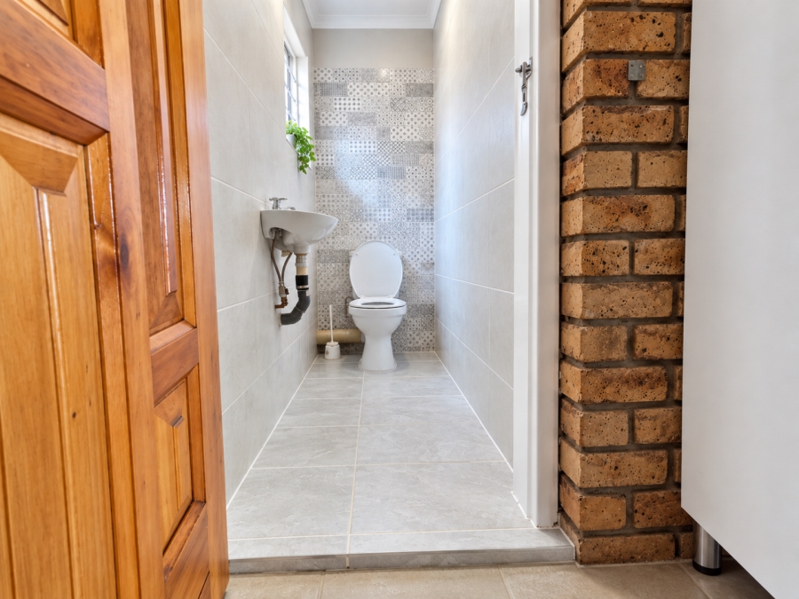4 Bedroom Property for Sale in Doringkruin North West